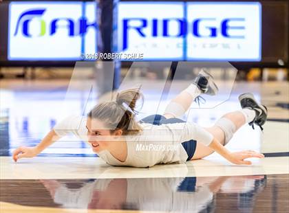 Thumbnail 2 in Del Oro @ Oak Ridge photogallery.