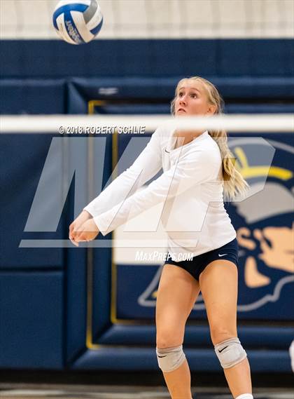 Thumbnail 3 in Del Oro @ Oak Ridge photogallery.