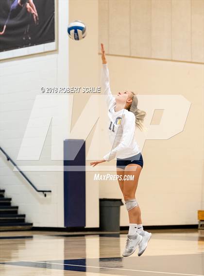 Thumbnail 1 in Del Oro @ Oak Ridge photogallery.