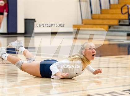 Thumbnail 2 in Del Oro @ Oak Ridge photogallery.