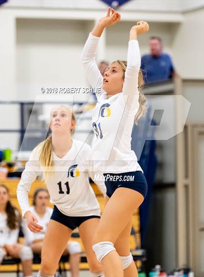 Thumbnail 3 in Del Oro @ Oak Ridge photogallery.