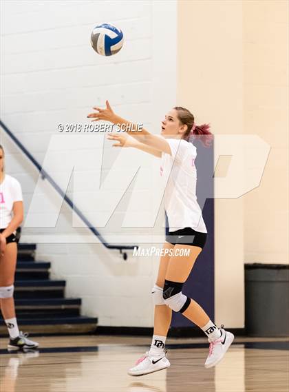 Thumbnail 2 in Del Oro @ Oak Ridge photogallery.
