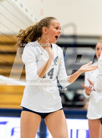 Thumbnail 2 in Del Oro @ Oak Ridge photogallery.