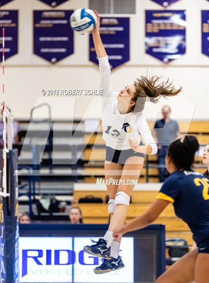 Thumbnail 3 in Del Oro @ Oak Ridge photogallery.