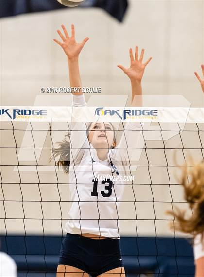 Thumbnail 1 in Del Oro @ Oak Ridge photogallery.