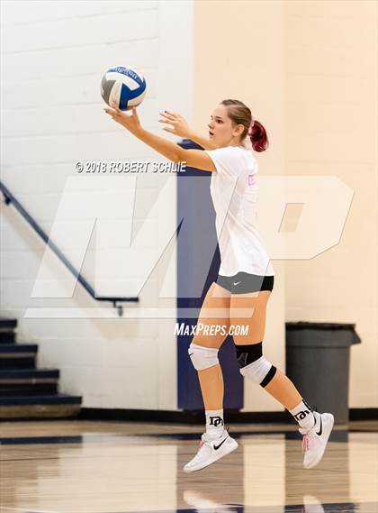 Thumbnail 1 in Del Oro @ Oak Ridge photogallery.
