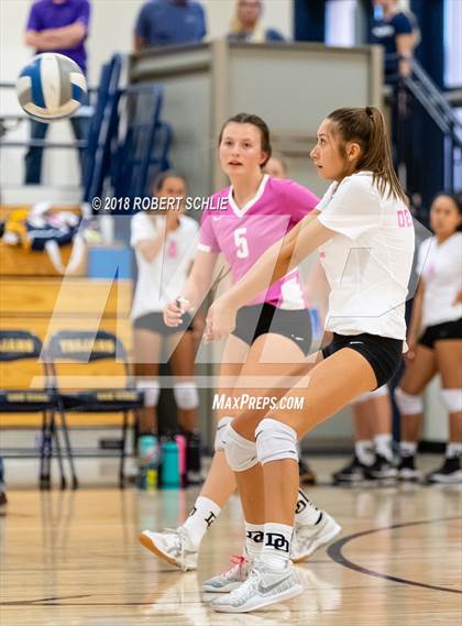 Thumbnail 2 in Del Oro @ Oak Ridge photogallery.