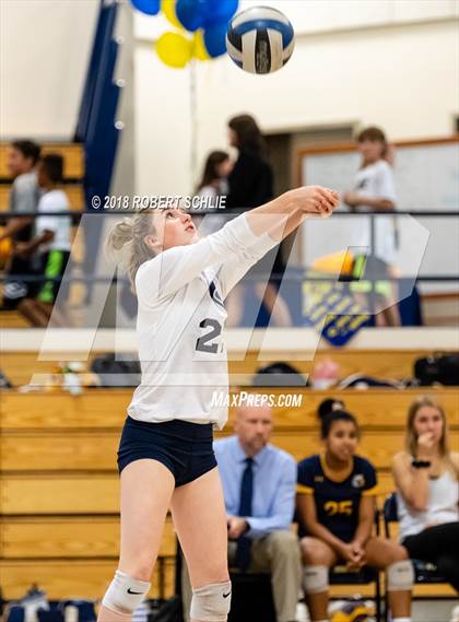Thumbnail 2 in Del Oro @ Oak Ridge photogallery.
