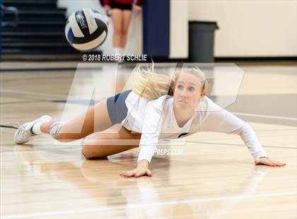Thumbnail 2 in Del Oro @ Oak Ridge photogallery.