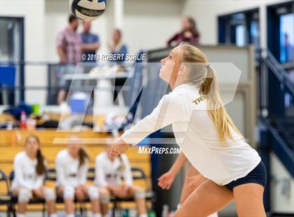 Thumbnail 2 in Del Oro @ Oak Ridge photogallery.