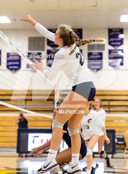 Thumbnail 1 in Del Oro @ Oak Ridge photogallery.