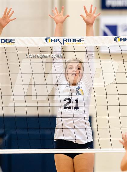 Thumbnail 3 in Del Oro @ Oak Ridge photogallery.
