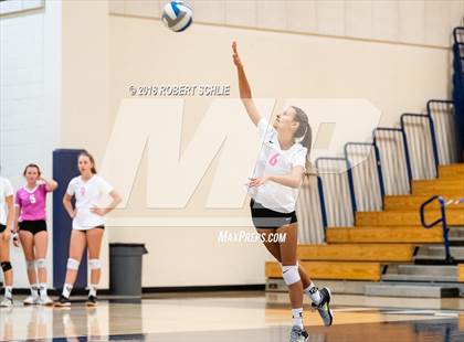 Thumbnail 3 in Del Oro @ Oak Ridge photogallery.