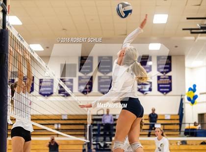 Thumbnail 2 in Del Oro @ Oak Ridge photogallery.