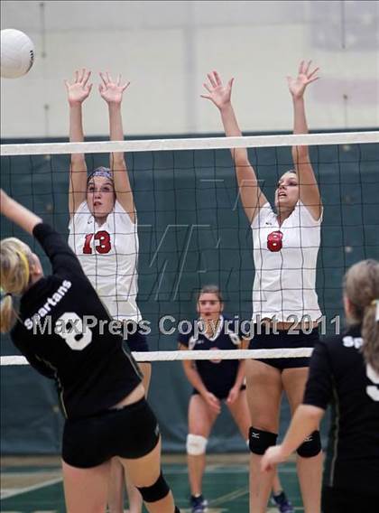 Thumbnail 3 in Appleton East @ Oshkosh North photogallery.