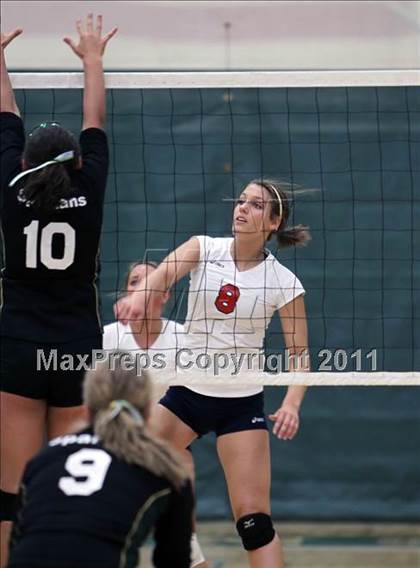 Thumbnail 2 in Appleton East @ Oshkosh North photogallery.