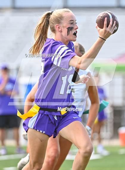 Thumbnail 3 in Mountain Vista vs Arvada West photogallery.