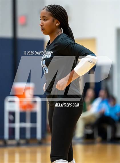 Thumbnail 2 in Patriot @ Charles J. Colgan (VHSL Class 6B Regional Finals) photogallery.