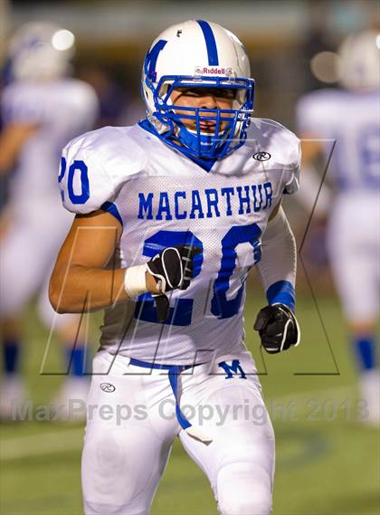 Thumbnail 2 in MacArthur @ Warren photogallery.