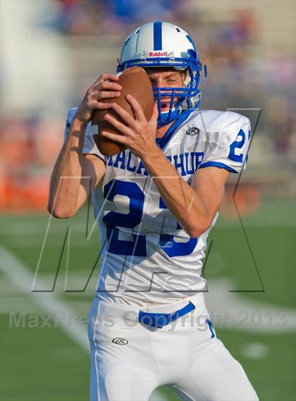 Thumbnail 2 in MacArthur @ Warren photogallery.