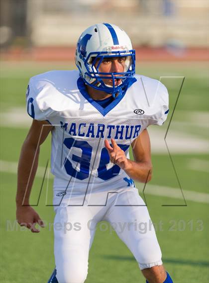 Thumbnail 2 in MacArthur @ Warren photogallery.