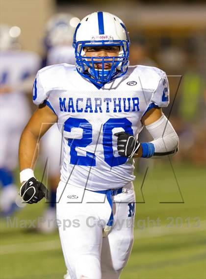 Thumbnail 1 in MacArthur @ Warren photogallery.