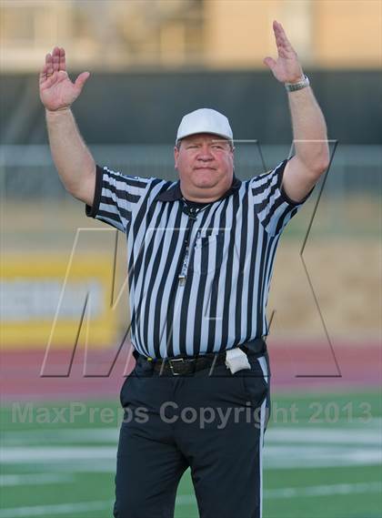 Thumbnail 2 in MacArthur @ Warren photogallery.