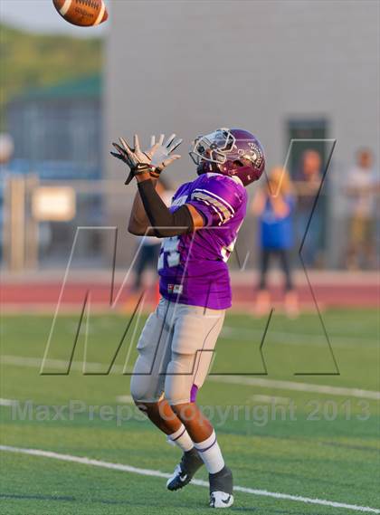 Thumbnail 3 in MacArthur @ Warren photogallery.