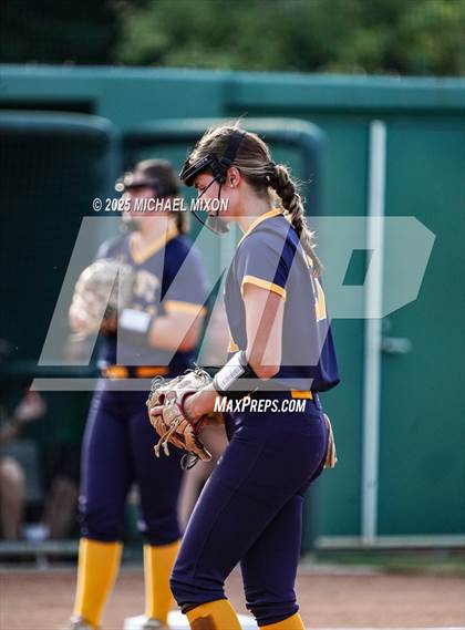 Thumbnail 1 in Marist @ Wesleyan photogallery.