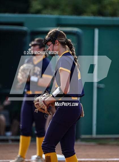 Thumbnail 2 in Marist @ Wesleyan photogallery.