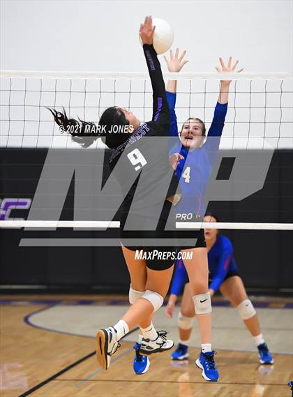 Thumbnail 2 in Camp Verde @ Northwest Christian (Senior Night) photogallery.