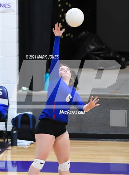 Thumbnail 1 in Camp Verde @ Northwest Christian (Senior Night) photogallery.