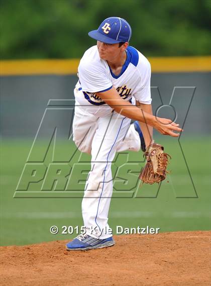 Thumbnail 2 in Archer City vs Dodd City (UIL 2A Region 2 Area) photogallery.