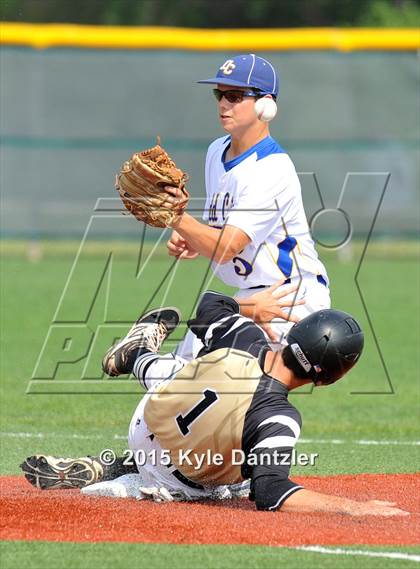 Thumbnail 1 in Archer City vs Dodd City (UIL 2A Region 2 Area) photogallery.