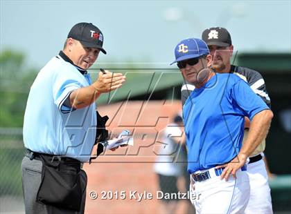 Thumbnail 2 in Archer City vs Dodd City (UIL 2A Region 2 Area) photogallery.