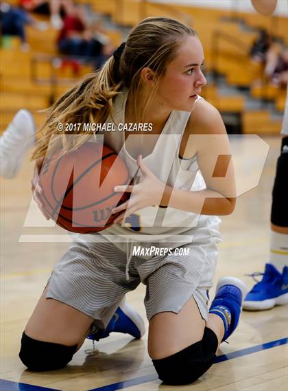Thumbnail 1 in Torrey Pines @ San Pasqual (Tip-Off Classic) photogallery.