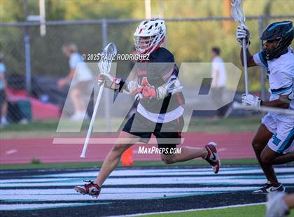 Thumbnail 2 in San Clemente vs Aliso Niguel (CIF-SS D2 Semifinal) photogallery.