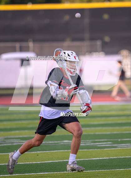 Thumbnail 3 in San Clemente vs Aliso Niguel (CIF-SS D2 Semifinal) photogallery.
