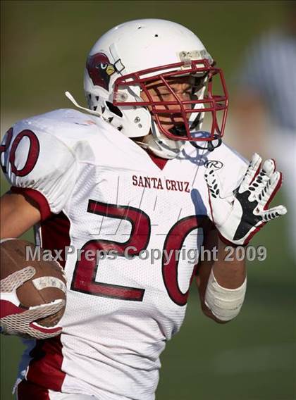 Thumbnail 3 in Santa Cruz vs. St. Francis photogallery.
