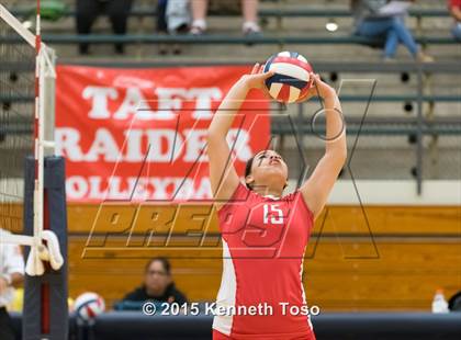 Thumbnail 3 in Taft vs Marshall photogallery.