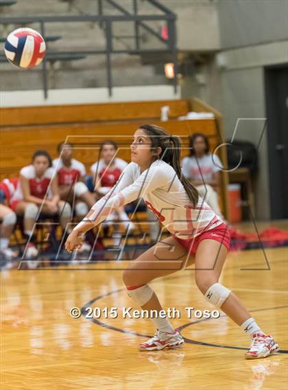 Thumbnail 2 in Taft vs Marshall photogallery.