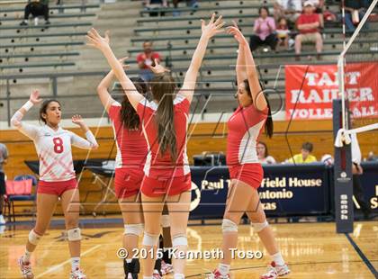 Thumbnail 1 in Taft vs Marshall photogallery.