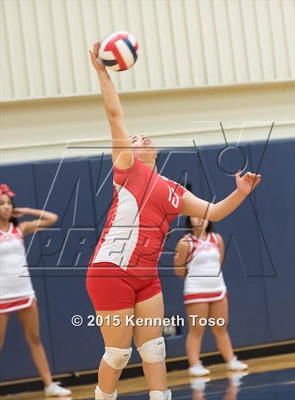 Thumbnail 2 in Taft vs Marshall photogallery.