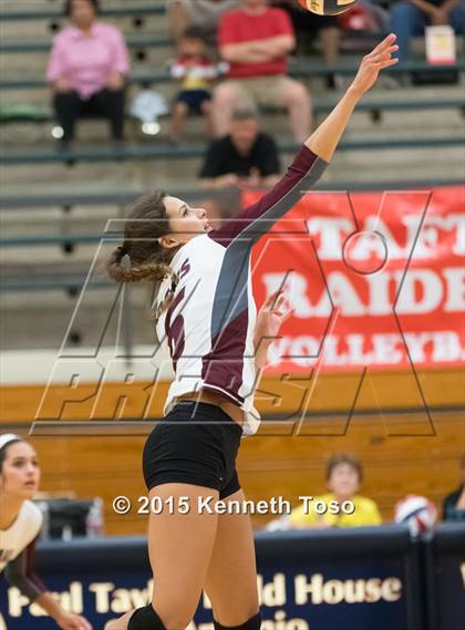 Thumbnail 1 in Taft vs Marshall photogallery.