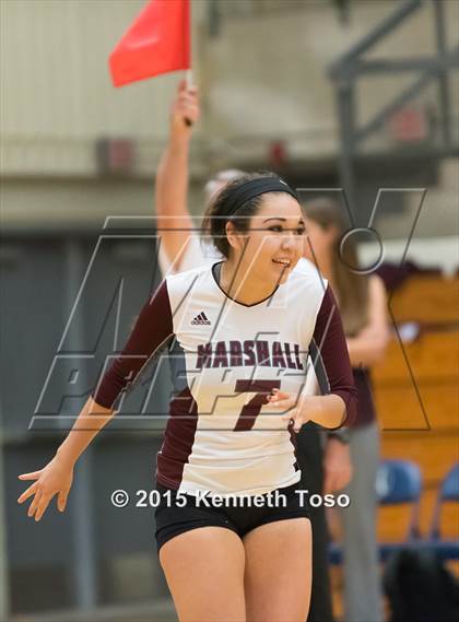 Thumbnail 2 in Taft vs Marshall photogallery.