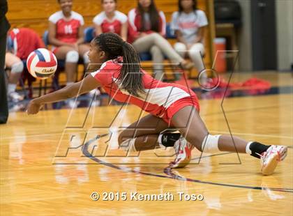 Thumbnail 1 in Taft vs Marshall photogallery.