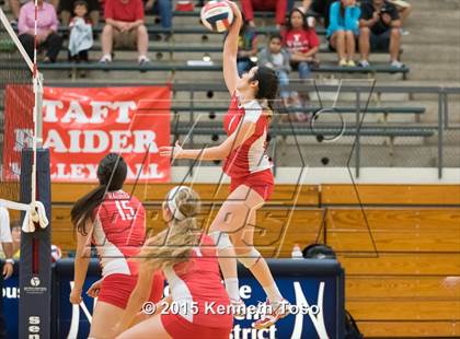 Thumbnail 1 in Taft vs Marshall photogallery.