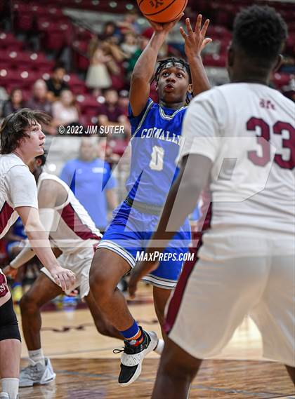Thumbnail 3 in C.H. Yoe vs Connally (Cameron Chamber Christmas Classic) photogallery.