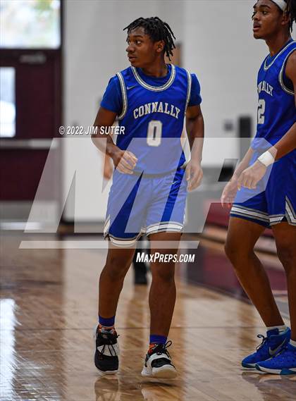 Thumbnail 1 in C.H. Yoe vs Connally (Cameron Chamber Christmas Classic) photogallery.