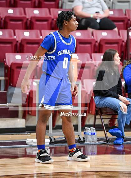 Thumbnail 3 in C.H. Yoe vs Connally (Cameron Chamber Christmas Classic) photogallery.